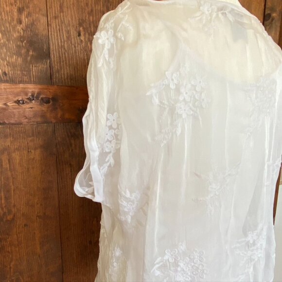 Coquette Girl, Moda Seta Italy, Silk Embroidered White Women's Blouse Sz M - Picture 10 of 12